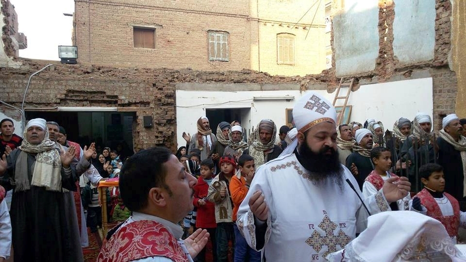 The Christians of Nag Shenouda celebrated Easter 2015 in the street after local Muslims rioted and burned down their temporary worship tent, and attacked their religious service at a home.